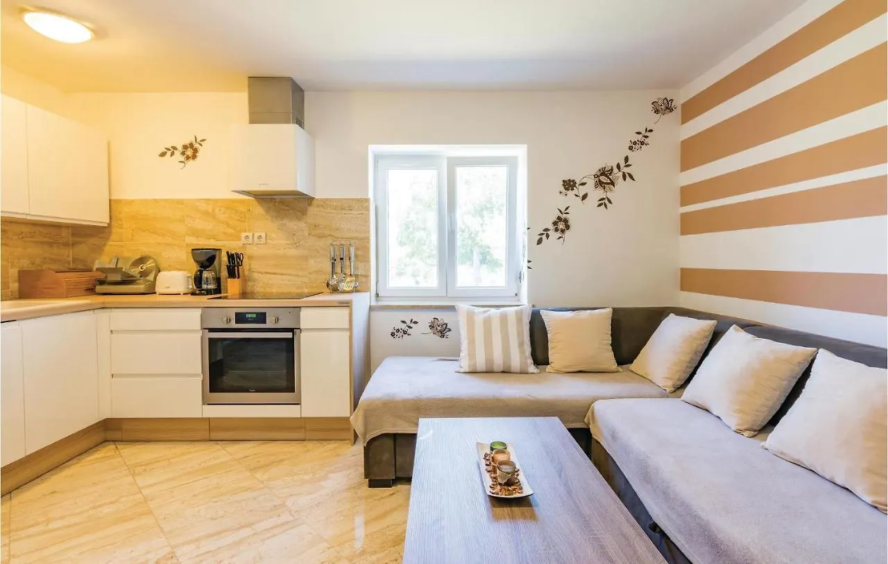 Awesome Apartment In Sv,Petar U Sumi With Wifi Pamici