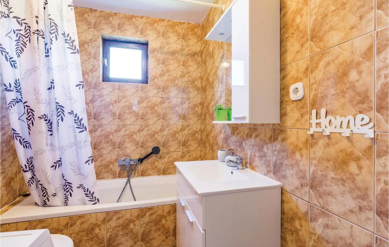 Awesome Apartment In Sv,Petar U Sumi With Wifi Pamici